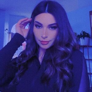 Your Posh Ambassador, Hannah!💜✨